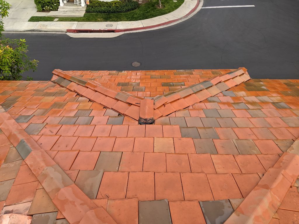 Roof Cleaning in Newport Beach, CA