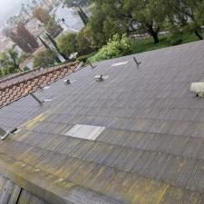 Roof Cleaning in Riverside, California 1