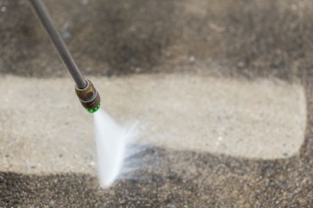 Corona pressure washing