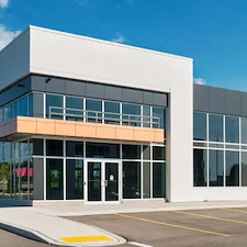 Commercial-Building-Washing-Curb-Appeal-Makeovers-in-Costa-Mesa-California 4