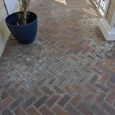 Efflorescence-and-hard-water-deposit-removal-from-brick-surfaces 4
