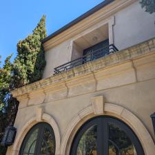 Exterior-house-washing-algae-mold-and-moss-removal-from-exterior-surfaces-in-Pelican-Hill-Newport-Beach-California 4