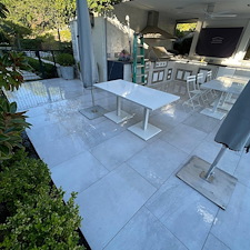 House-washing-and-roof-cleaning-in-Costa-Mesa-California 4