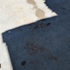 Mold-moss-and-algae-removal-treatment-from-exterior-surfaces-in-Laguna-Beach-California 3