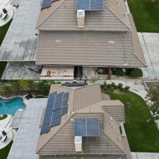 Roof-washing-in-Riverside-California 1